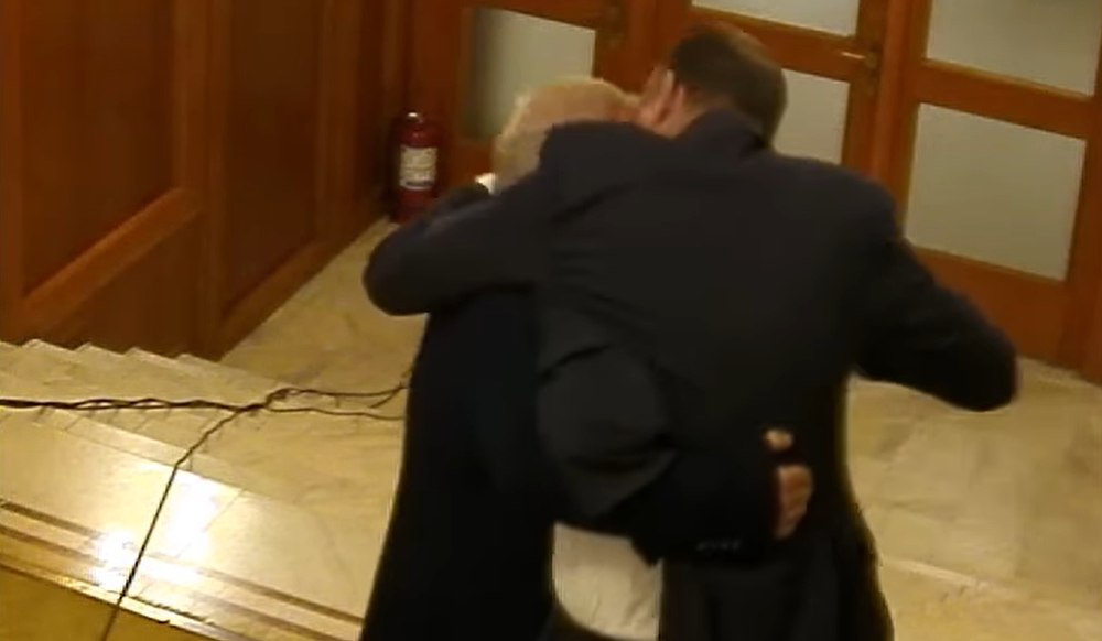 Deputatul Dan Vîlceanu, urmărit penal pentru ultraj, purtare abuzivă şi tulburare a ordinii şi liniştii publice, după bătaia din Parlament