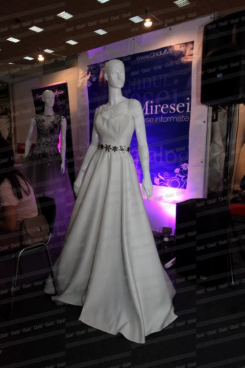 rochie bianca drăguşanu