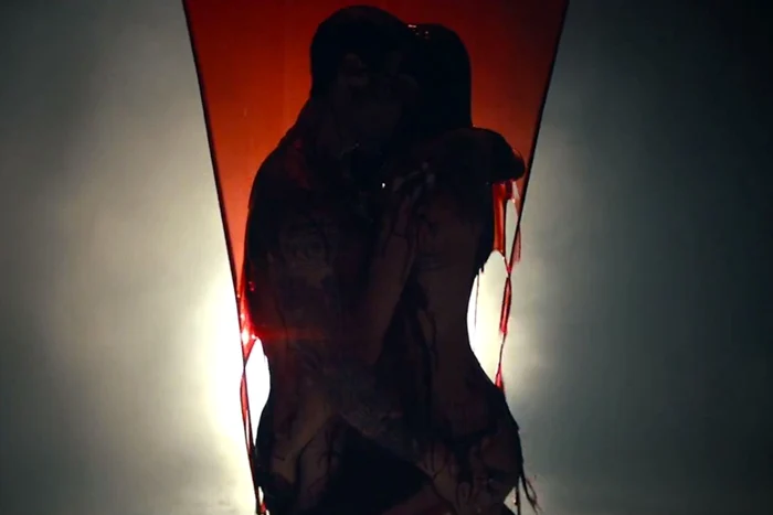 Cei doi sunt protagoniştii celui mai fierbinte videoclip al trupei Maroon 5