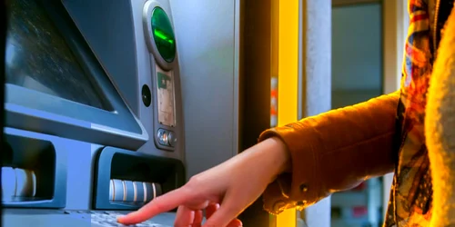 ATM 6 WhatIsATMFullFormDefinition Uses jpg