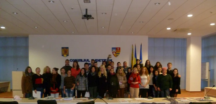 Voluntari se gândesc acum la proiectele din acest an FOTO Claudia Untaru