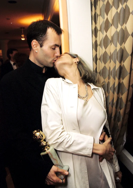 Angelina Jolie s-a sărutat cu fratele ei pe gură de mai multe ori în anii 2000 (Foto: Profimedia)