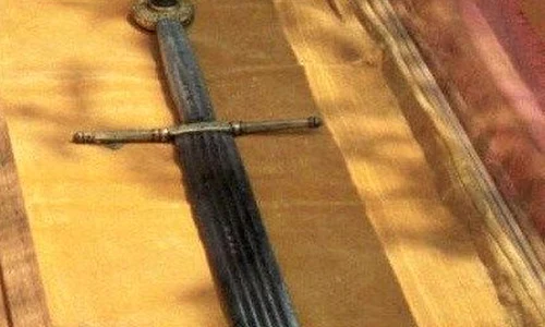 Sabia lui Stefan cel Mare poate fi văzută acum la Muzeul de Istorie al Bucovinei  jpeg