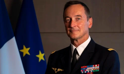 Fabien Mandon foto Ministerul Apărării Franţa jpg