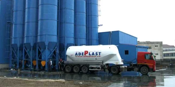 Adeplast negociază achiziţia unui teren la Oradea, pentru o fabrică de polistiren.
