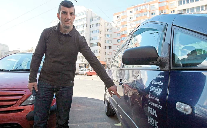 Ionuţ Necula are maşina făcută praf şi e pieton de luni de zile