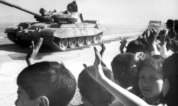 Calendar 15 februarie:  1989   Ultimii militari sovietici au părăsit Afganistanul după aproape zece ani jpeg