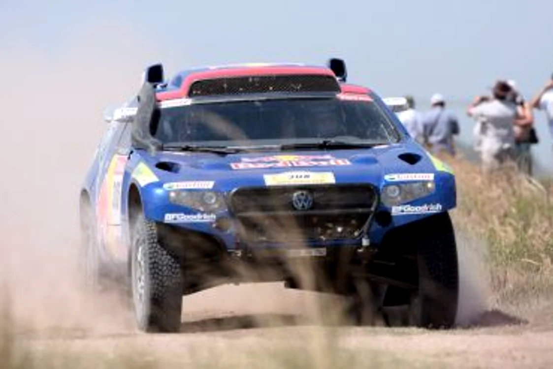 
    Raliul-raid Dakar ar putea lega Africa de America de Sud  