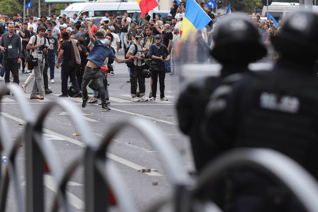 Tudor Chirilă, despre violențele de la protestul oierilor: „Fermierii au picat fără să vrea în aceeaşi oală cu nişte huligani”
