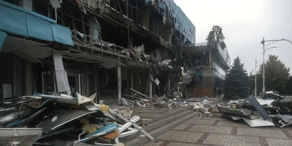 Distrugeri provocate de atacul cu drone de la Ismail FOTO EPA EFE jpg