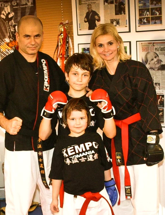 Micuţii s-au îndrăgostit de Kempo (Foto: paulconstantinescu.ro)