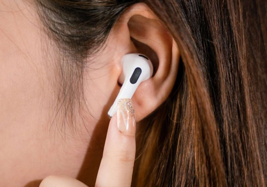 Apple introduce în decembrie funcția sa de traducere live pentru căștile AirPods