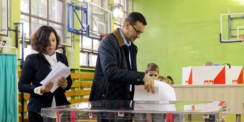 Mateusz Morawiecki vot alegeri locale EPA EFE