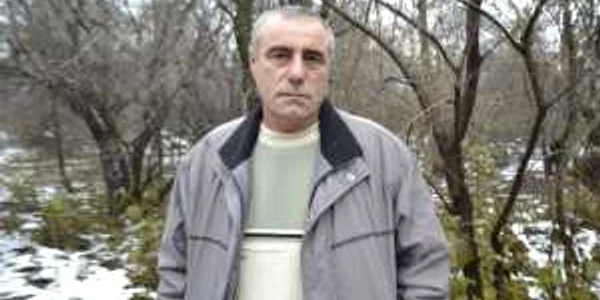 Costel Diaconu trăieşte cu părerea că funcţionarii Casei de Pensii i-au calculat greşit vechimea în muncă şi reducerea vârstei de pensionare FOTO Mircea Merticariu