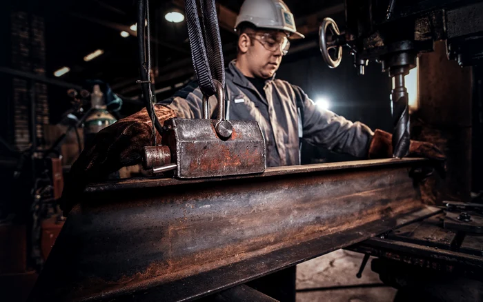 Industria siderurgică din Călărași a avut un declin abrupt. Foto: Freepik.com