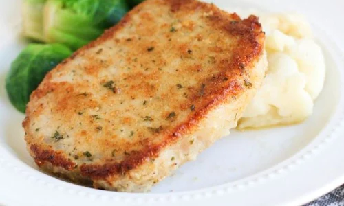 cotlete de porc in crusta de parmezan jpeg