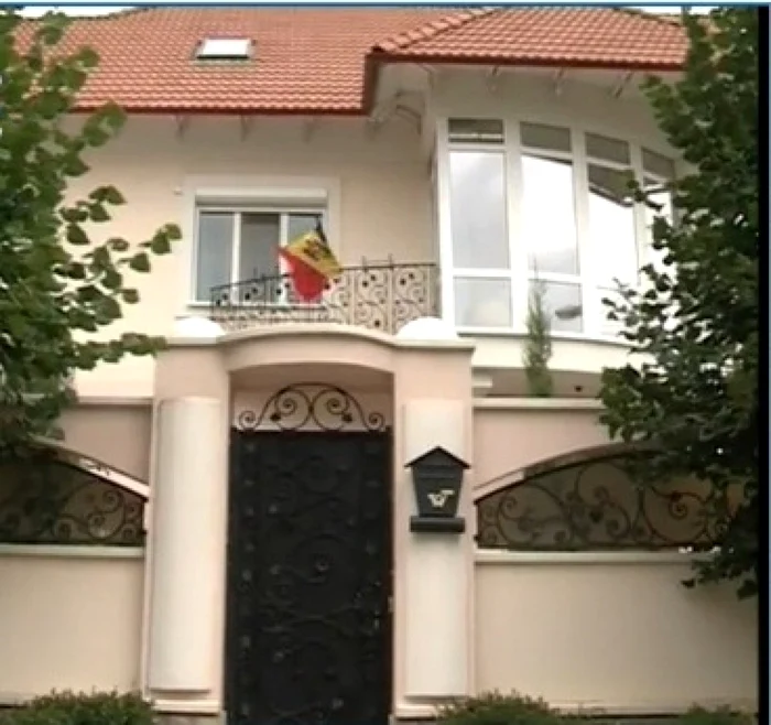 Casa secreatarului Mitropoliei Moldovei FOTO: Captură ProTV