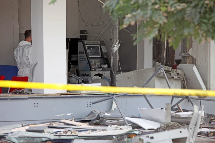 S-au înregistrat pagube materiale,  dar, din fericire, nu au fost victime