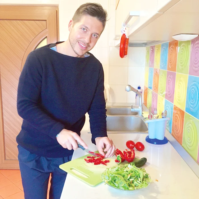 Îndrumat de un nutriţionist, cântăreţul şi-a schimbat radical stilul alimentar
