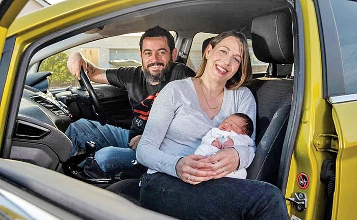 Ilian Head a încălcat toate regulile de circulaţie că-i năştea soţia