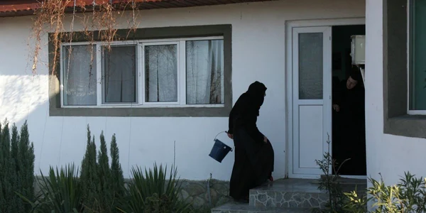 Mănăstirea Tăriceni, locul în care a izbucnit scandalul Foto: Click