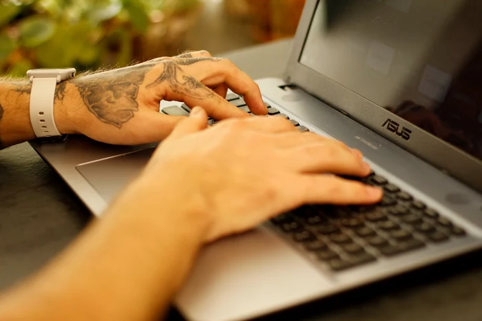 ADEVARUL pexels ludakavun 9644689 jpg