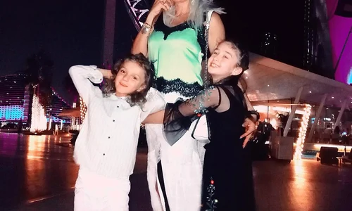 1 zenga si copiii jpg jpeg