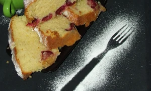 chec pufos cu unt si visine jpeg