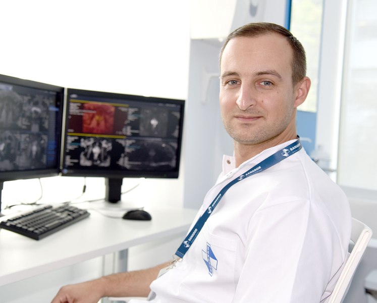 INTERVIU Dr. Adrian Dijmărescu, medic primar radiologie-imagistică medicală, SANADOR: „Rolul investigațiilor imagistice pentru diagnosticul cancerului este foarte complex“