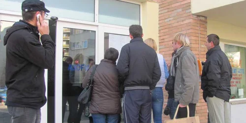 Oferta  cuprinde 48 de locuri de muncă vacante