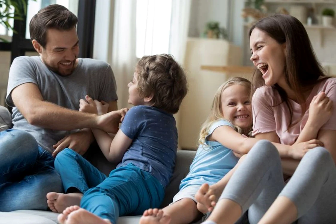 Oamenii au niveluri diferite de sensibilitate la atingere şi gâdilat FOTO Shutterstock
