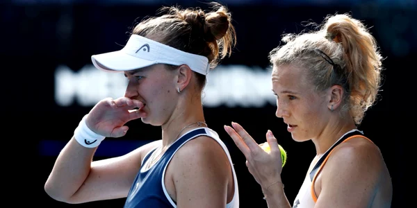 Barbora Krejcikova si Katerina Siniakova australian open 2022 foto getty images