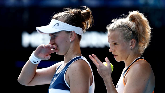 Siniakova (dreapta), jucătoare redutabilă de dublu. Foto Getty images