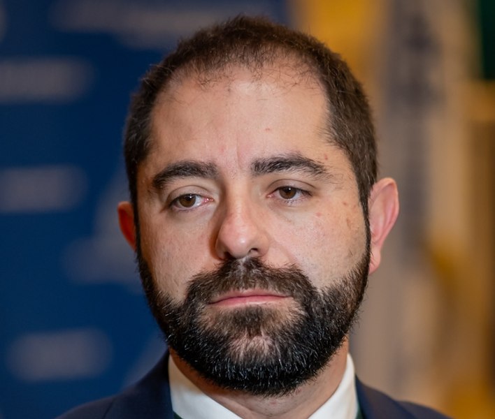 Radu Burnete devine consilierul lui Nicușor Dan pe probleme economice și sociale. Când își începe mandatul
