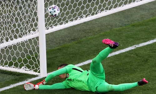 slovacia polonia szczesny epa efe h 56968073 jpeg