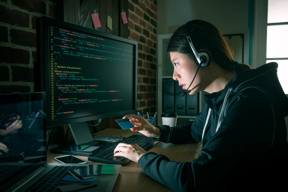 Tânăra obținea joburile fraudulos, după care le ceda unor complici FOTO Shutterstock