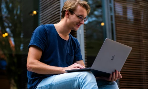 3 + 1 lucruri pe care să le verifici înainte să faci o plată online jpg