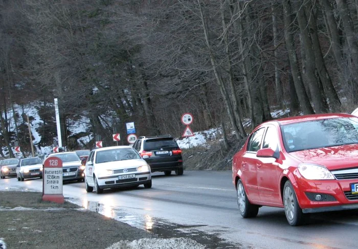 DN1, intrarea în Sinaia dinspre Braşov