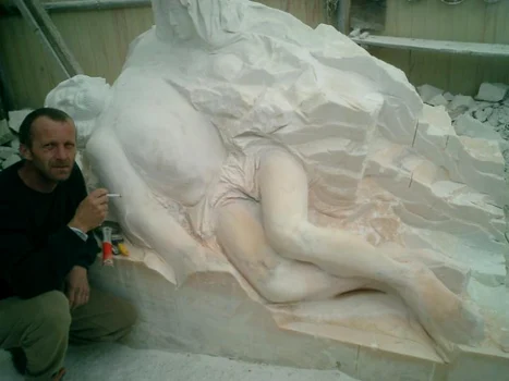 sculptor