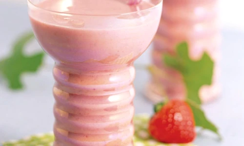 Smoothie cu kiwi si capsuni jpeg