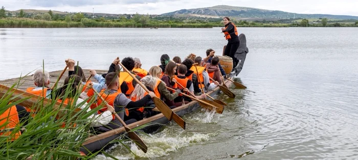 Concurenții, supuși la noi probe în “Trădătorii” foto: Pro TV 
