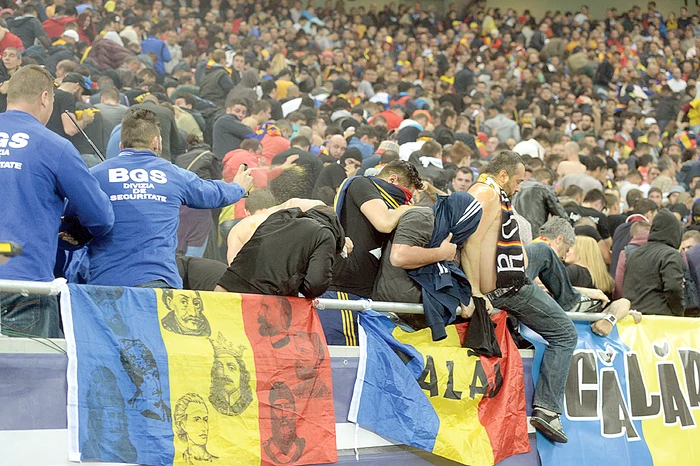 La meciul de pe  Arena Naţională  au fost incidente  între fani