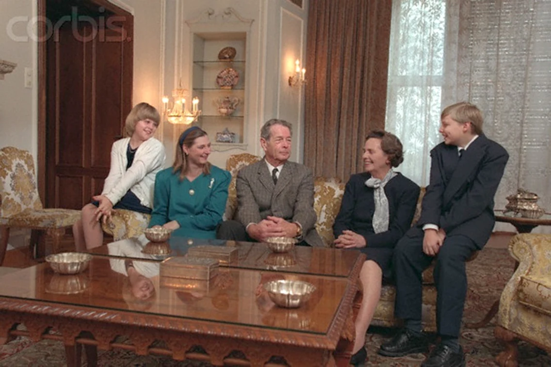 Regele Mihai și Regina Ana, alături de Principesa Irina și de copiii ei, Michael și Angelica, în 2009/foto Casa Majestății Sale 