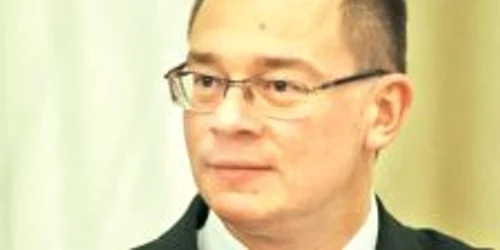Mihai Răzvan Ungureanu 