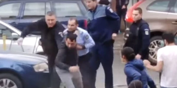bataie politie romi tulcea