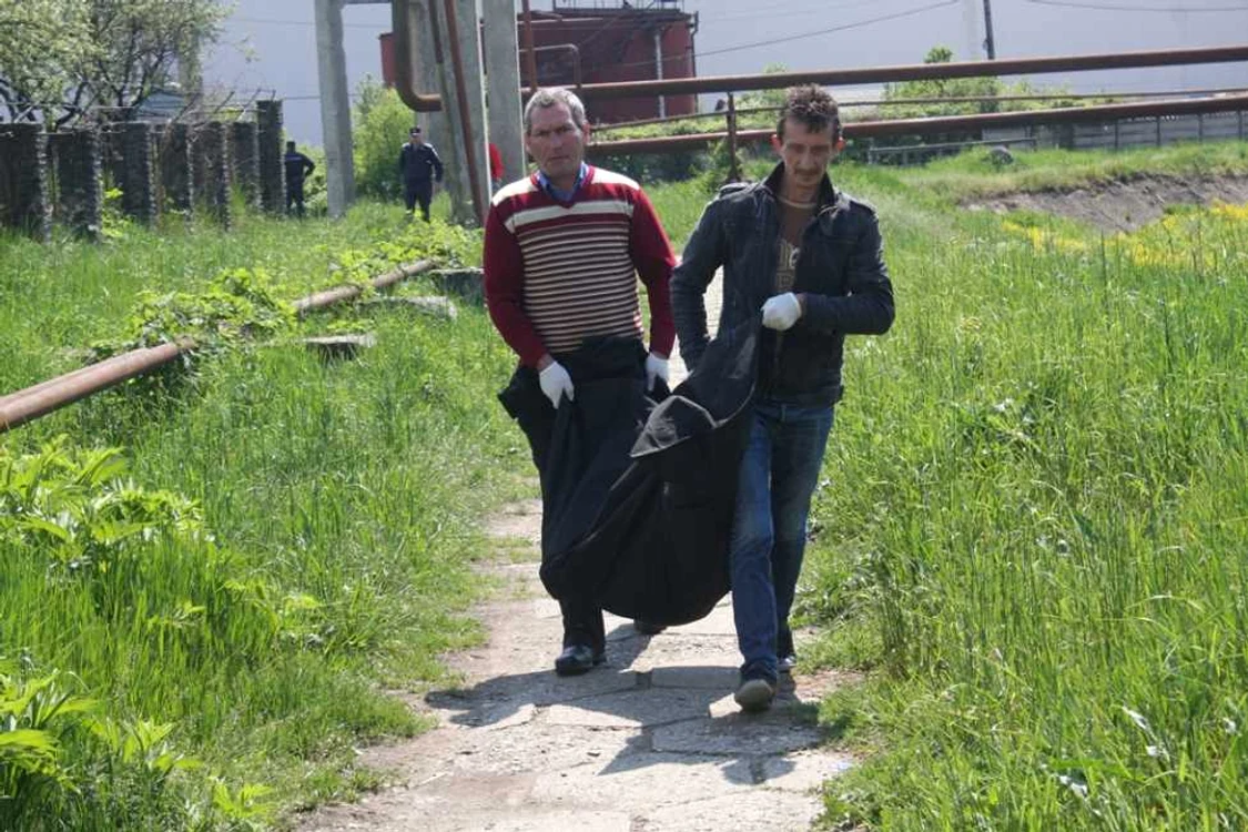 Un copil de 14 ani din Bistriţa a fost înjunghiat pe stradă FOTO Bianca Sara