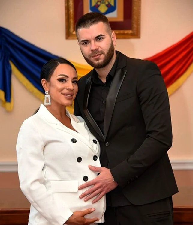 
    Mădălina îl va face curând tătic pe Cristian DaminuţăFoto: arhivă personală  