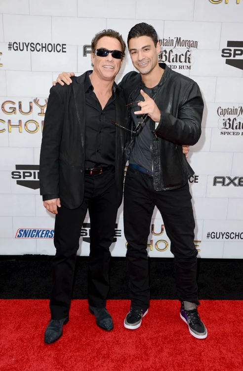 Spike TV's 6th Annual 2012 "Guys Choice" Awards   Arrivals jpeg