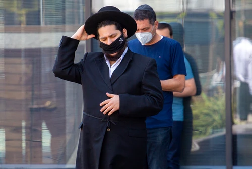 Delta a intrat în Israel în iunie, chiar când ţara începea să beneficieze de efectele celei mai rapide campanii de vaccinare.foto: Shuttestock
