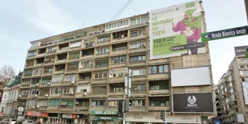Blocul de pe Calea Victoriei, unde se află apartamentul 
